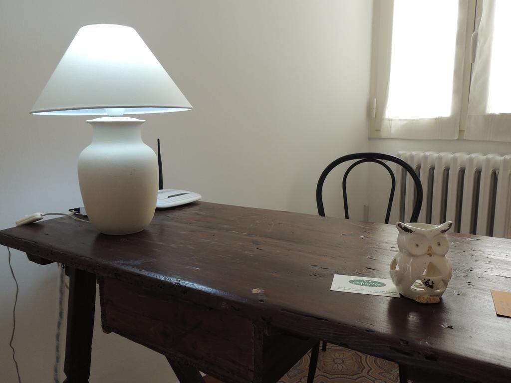 B&B Amelie Lecce Bagian luar foto